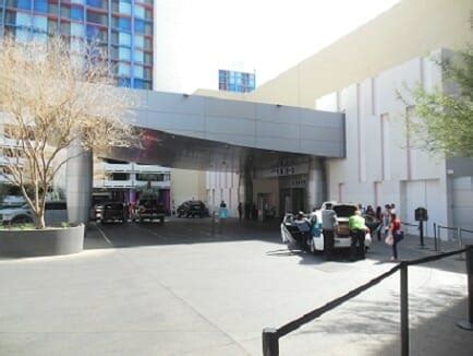 the linq promenade parking.